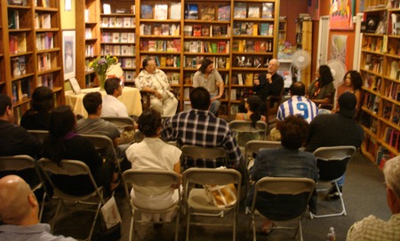 Libreria Martinez Public Discussion